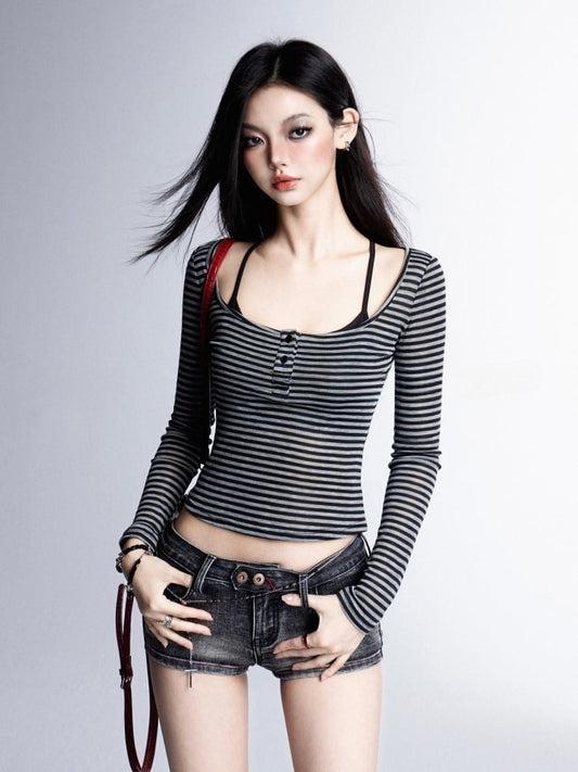 Round Neck Vintage Black and Grey Striped Pattern Top