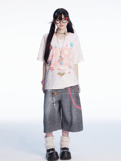 Weite Jeans mit Taillenketten-Print und verblasster Waschung in Grau