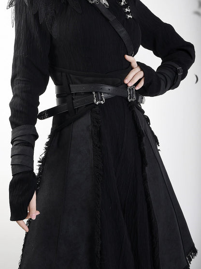 ブラック / ストラップ グレーバックル