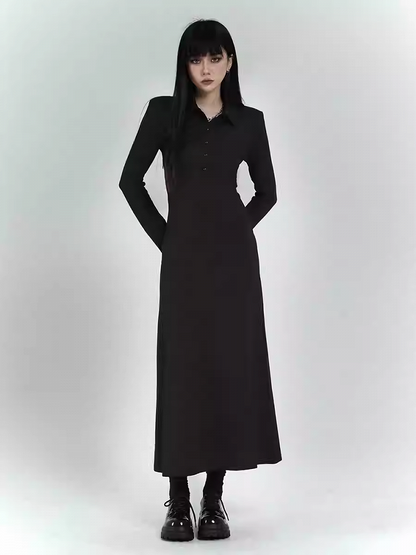 Robe chemise noire ajustée