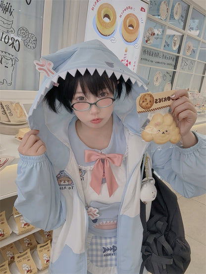 Jacket Shark Design Hood Blue and White Colorblock Design Windbreaker