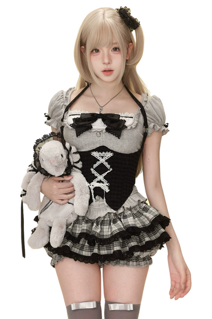 Skirt Secret Cake Belt Plaid Language + Black Top Moonlight Waist