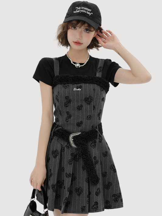 Suspended Black Rose T-Shirt Schwarzes Retro-Kleid