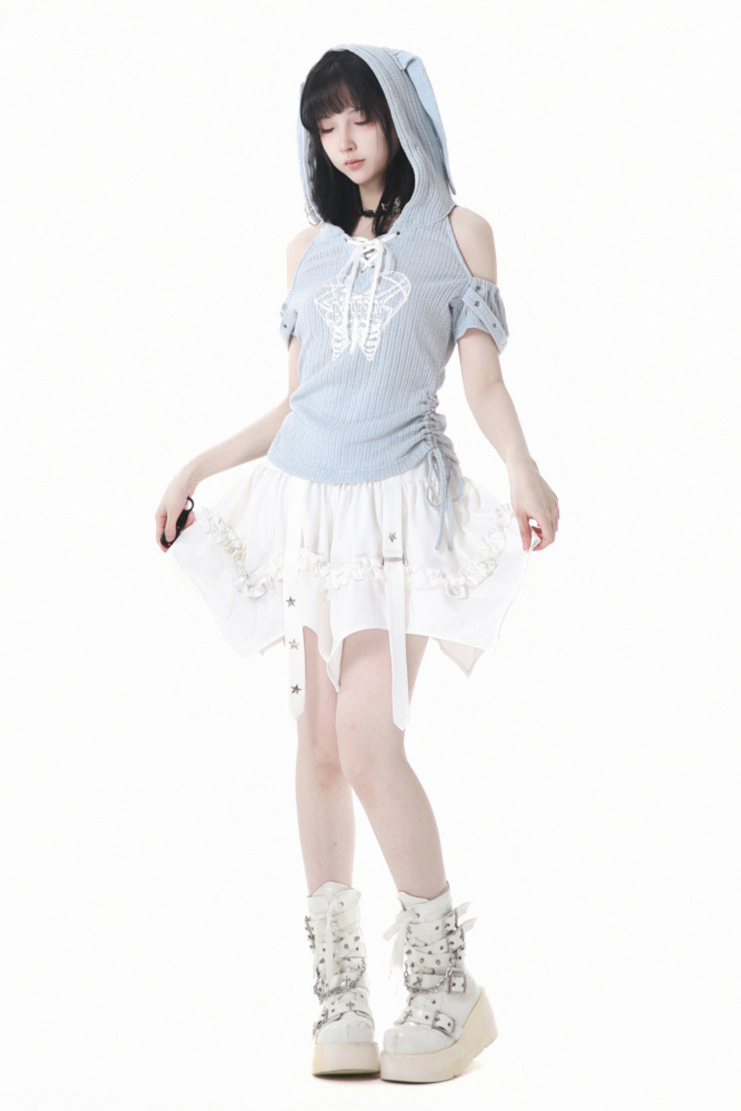 top skirt + off-the-shoulder Rabbit hooded cake