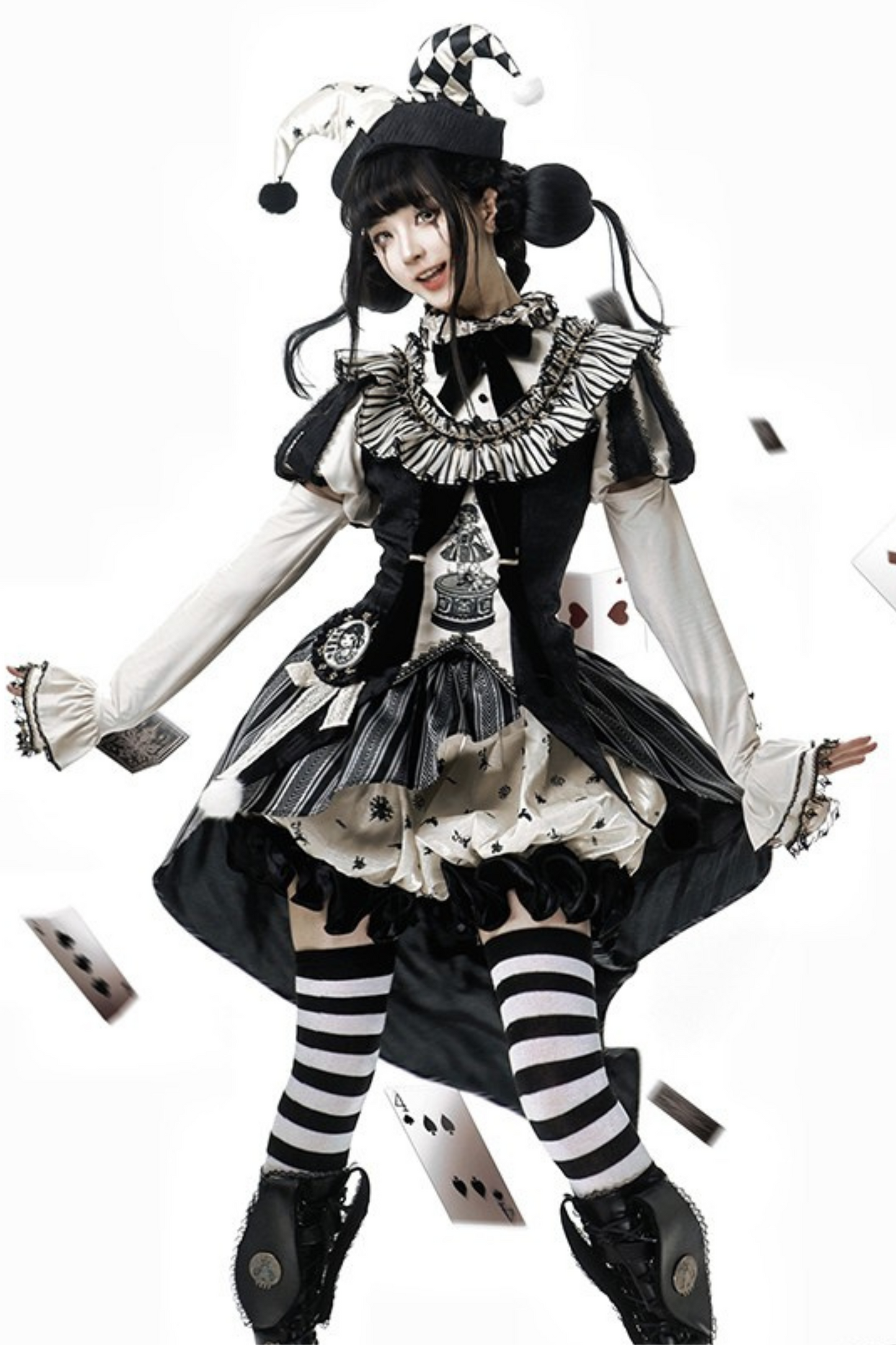 Seltsames Zirkus-Lolita-Set Pierrot Dark