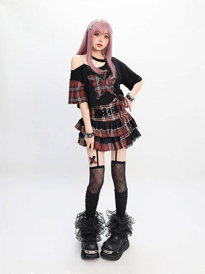 Rote Schmetterlingsapplikation Schwarz Asymmetrischer Ausschnitt T-Shirt Y2K Plaid