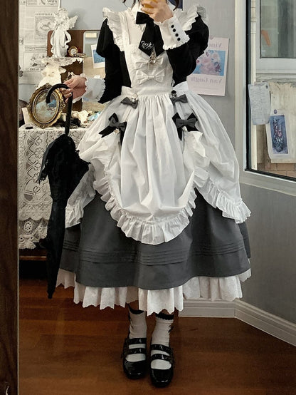 Pince à robe avec nœud papillon noir et gris