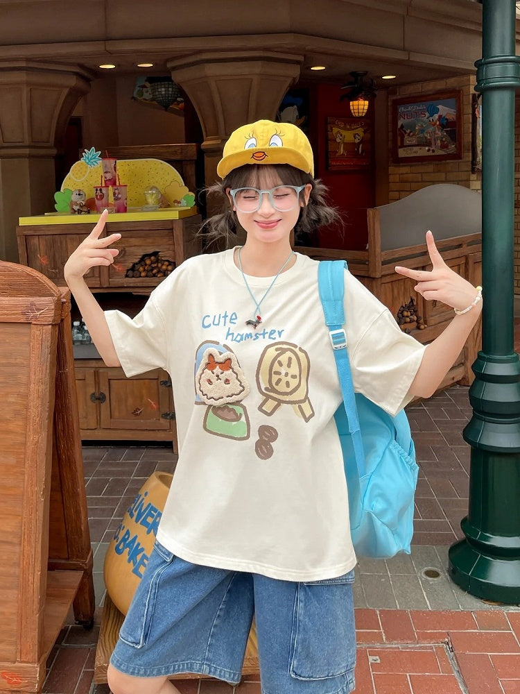 Hamster Applique Loose Beige Round Neck Cute T-Shirt
