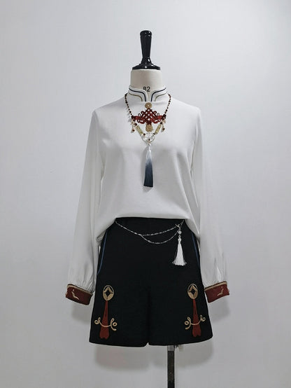 Black Ouji Lolita Straight-leg Shorts with Chain and Tassel