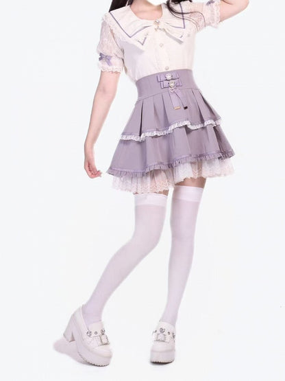 Jirai Kei Bluse mit Schleife, lila-weißem Kragen, Schleifen und Kronenbrosche