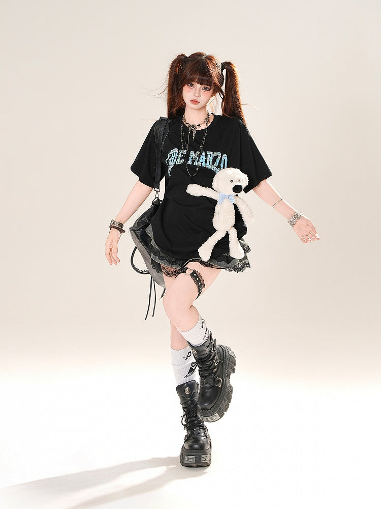 Black/White Round Neck Letter Print T-Shirt with Adorable Bear Plushie