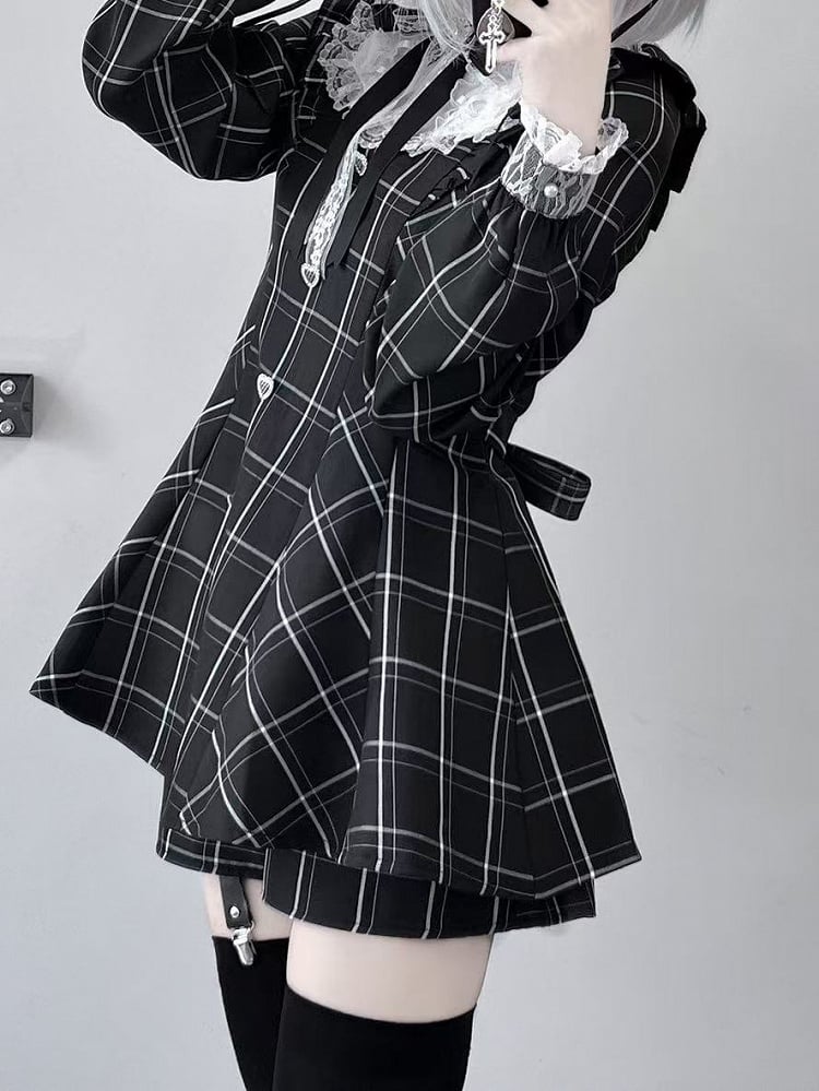 Verziertes Minikleid + Shorts Herzförmige Taille Flatter Jirai Kei Schwarz Weiß Kariertes Set mit hohen Ärmeln