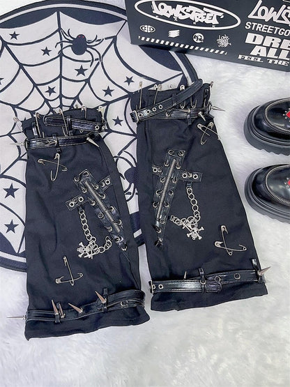 Rock Pin Punk Kreuz Skelett Wärmer Ohrstecker Bein verziert Charme schwarz und