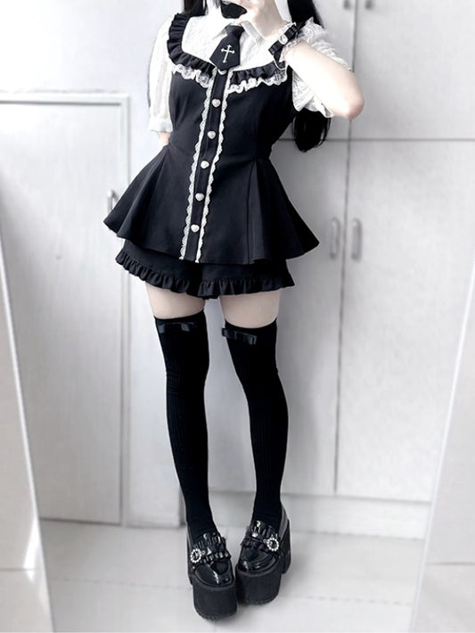 Jirai Full Set-Lace Hem Blouse+Ruffled Buttons Kei Heart Trim Black Shorts+Tie