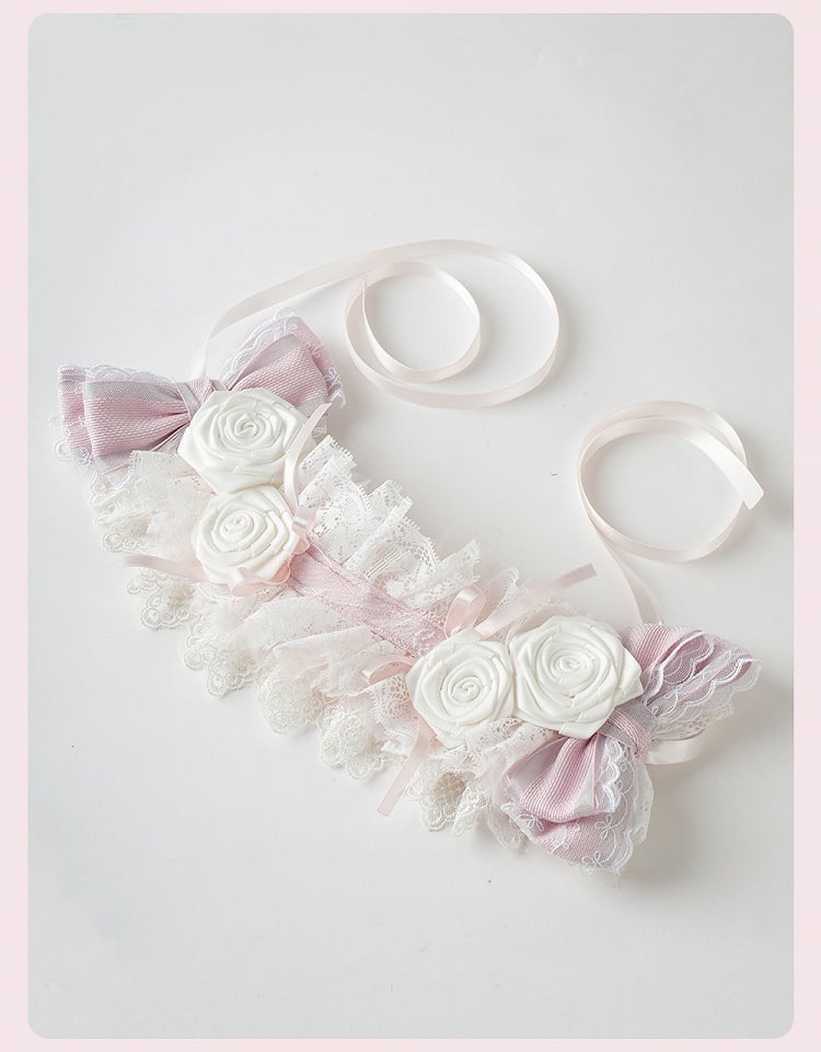 Serre-tête Lolita rose à volants et bordure en dentelle florale et nœud