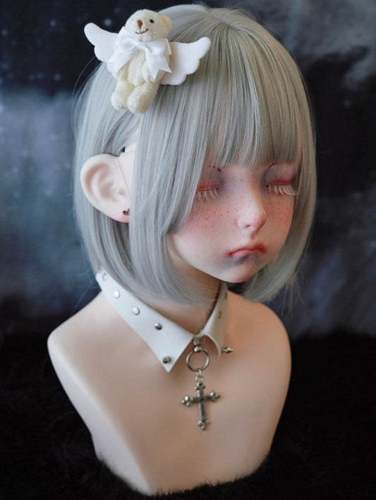 Barrette à cheveux avec nœud en forme d'ours en peluche beige et ailes d'ange blanches