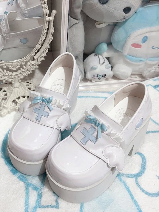 Tenshi Kaiwai Hellblaue Yami Kawaii Cross-Bowknot-Plateau-Loafer