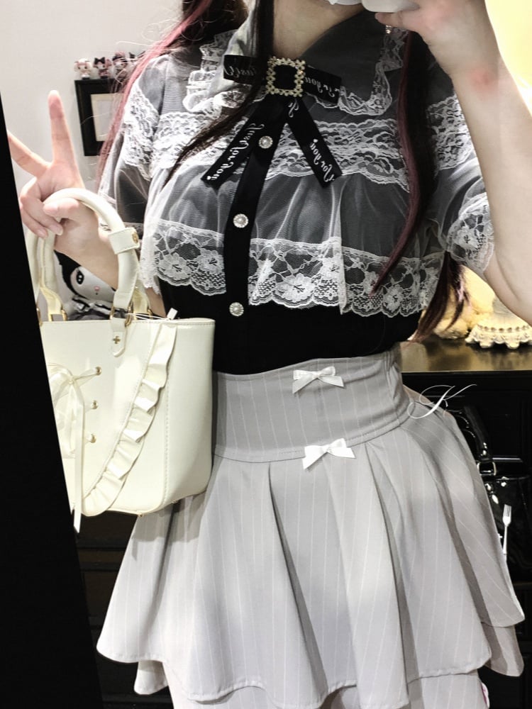 Jirai Kei Black/White/BlackWhite Lace Cape Design Short Sleeves Blouse