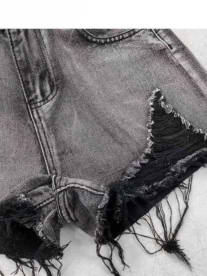Design Distressed Bittersweet Y2K Rote Löcher + Bein-Accessoire-Stulpen Schwarze karierte Shorts
