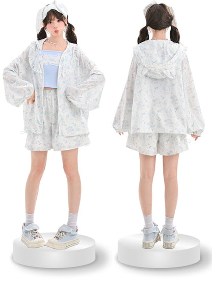 White Elastic Waist Shorts Allover Kitty Print