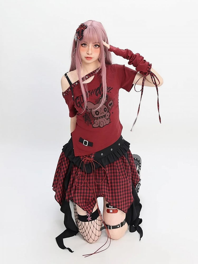 Free Y2K T-Shirt with Asymmetrical Neckline Bunny Print Red/Black Armwear