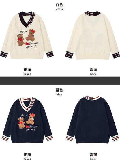 Christmas Milk White Gingerbread Bear Appliques V-neck Soft Sweater