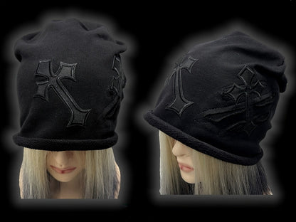 Y2K Schwarze Gothic Kreuz Applikationen Slouchy Beanie