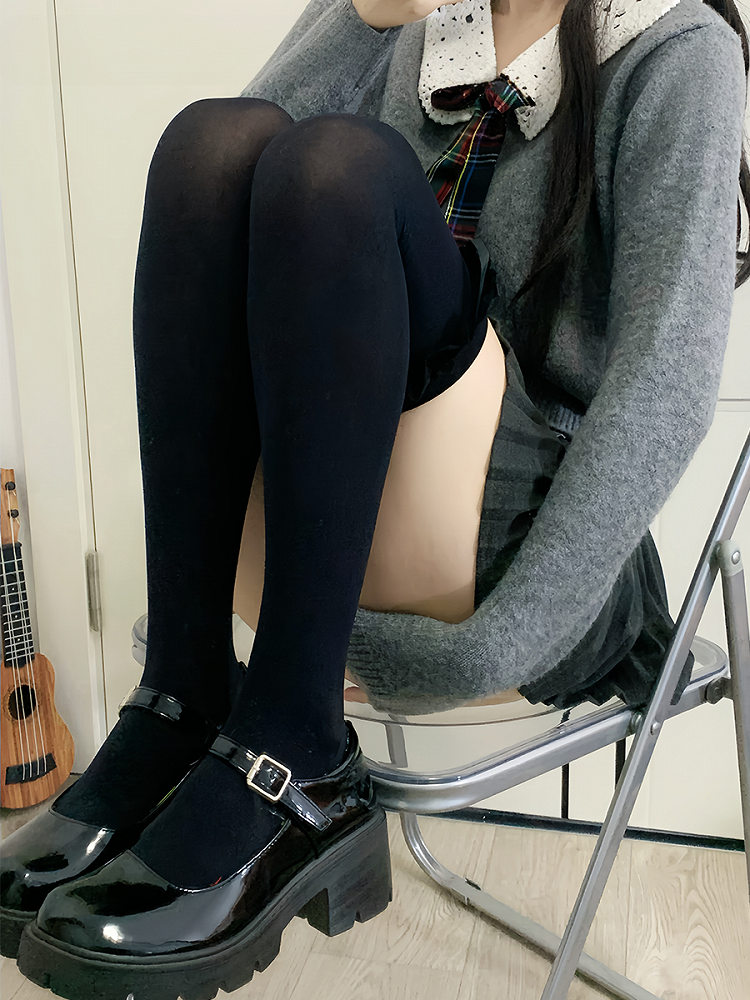 Off-white Sweet Bowknot Lace Trim Overknee Stockings