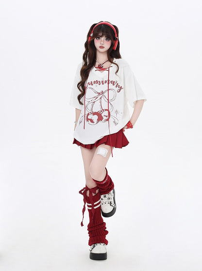 Print T-Shirt with V-Neck Lace-up Neckline Black/White Cherry Detail