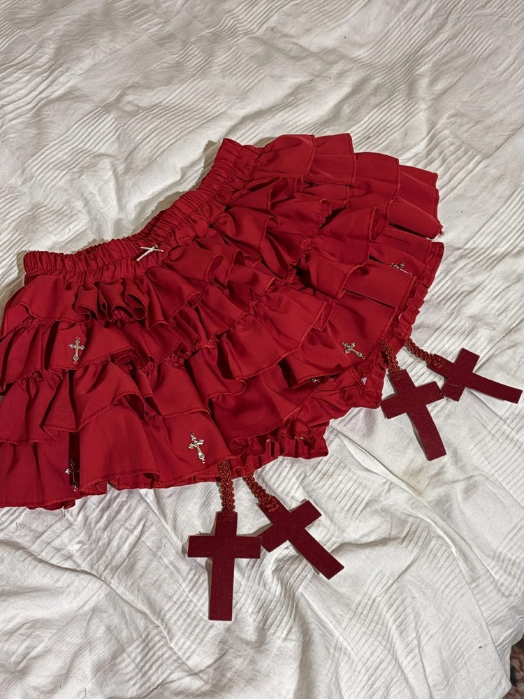 Jupe-short à volants superposés avec breloques de la Croix-Rouge gothique