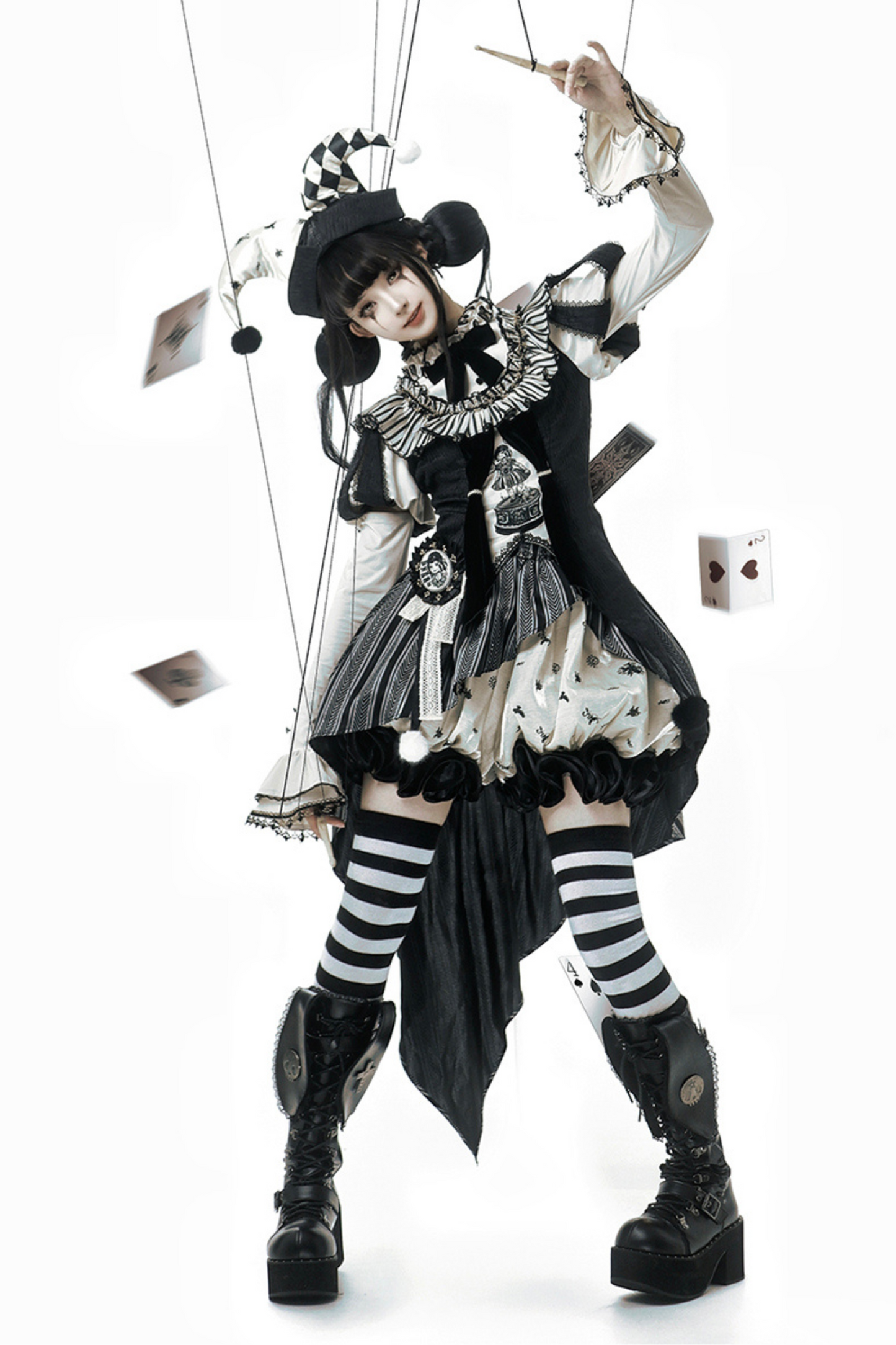 Seltsames Zirkus-Lolita-Set Pierrot Dark