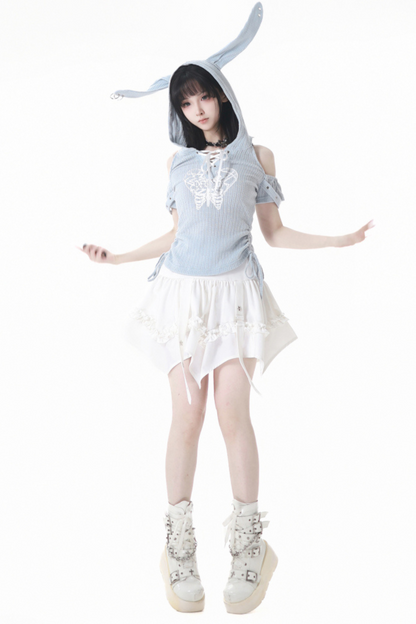 top skirt + off-the-shoulder Rabbit hooded cake
