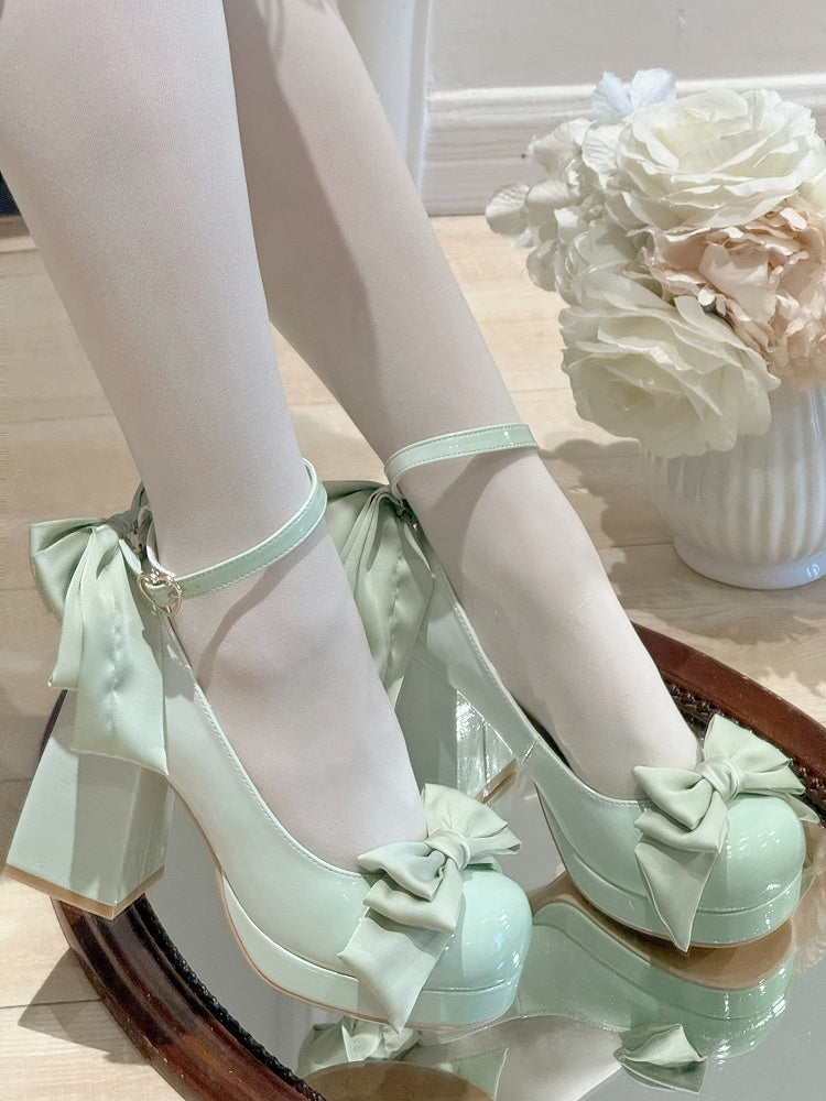 Grüne Lolita-Plateauschuhe mit Schleife und runder Mary-Schuh-Details