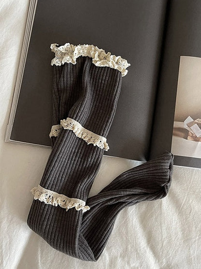 White/Dark Grey Sweet Ruffled Cuff Calf Socks