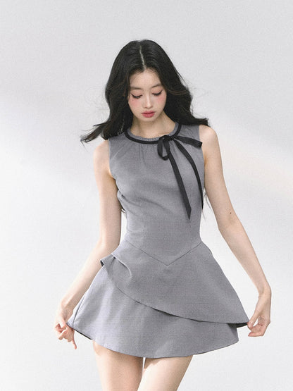 Sleeveless Dress Gray Basque Waist Self-tie Neckline Mini