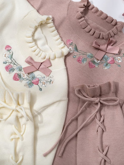 Neckline Lace-up Cuffs Autumn Strawberry Embroidery Top Knit Beige