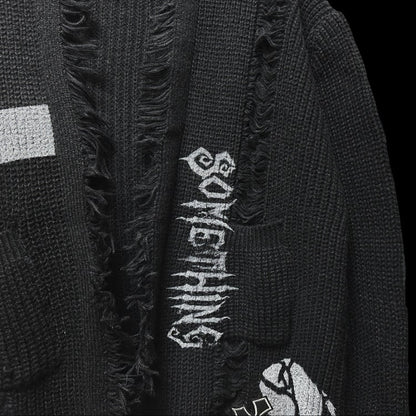 Cardigan gothique punk noir avec croix et squelette, trous de détresse, bord brut