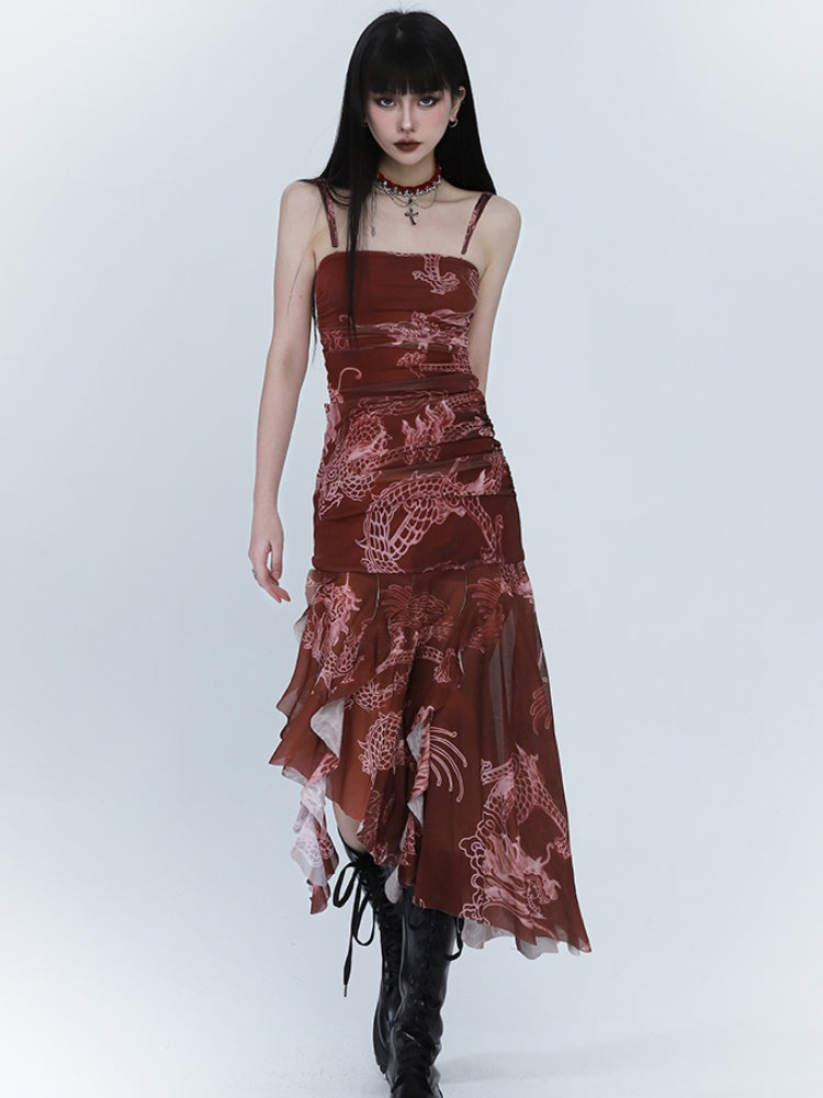 Robe ajustée à ourlet asymétrique et imprimé dragon rouge