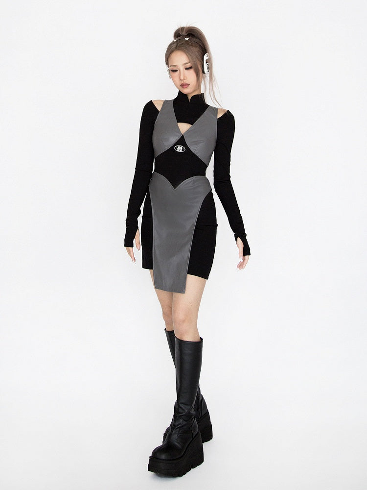 Robe glamour ninja futuriste noire et grise à col à bandes et détails découpés