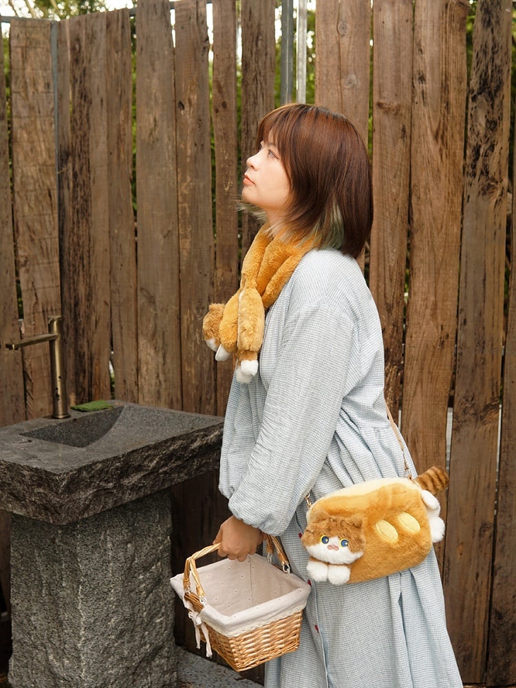 Cute Cat-shaped Brown Plush Crossbody Bag