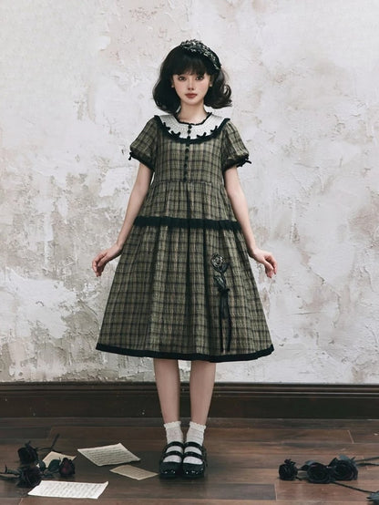 Classic Embroidery Green with Sleeves and Rose Elegant Trim Short Plaid Lolita Black Dress
