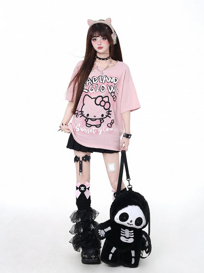 Entzückendes Kitty Graffiti Pink/Weiß Bittersüßes Detail T-Shirt Button