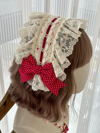 Beige Schleifen verziertes rotes Haarband