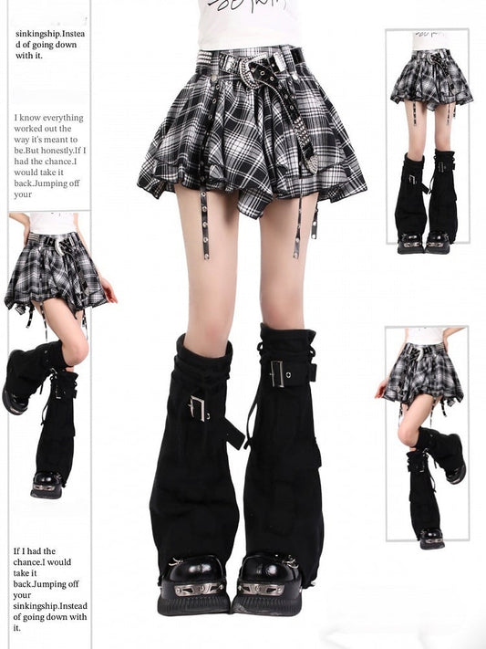 BlackWhite Belt Details Mini - Y2K Skirt Plaid Tiered Design Dangling with