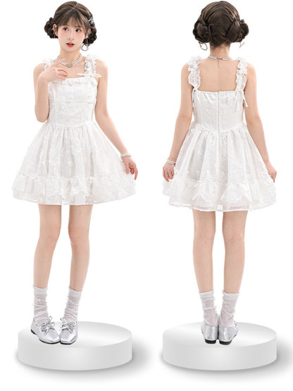 ノースリーブドレス、スイートホワイトフリルスクエアネックラインバタフライ