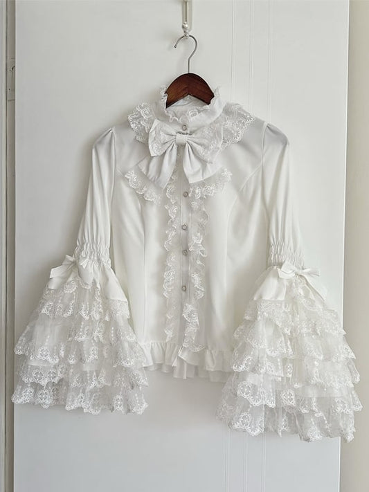Ärmeln Lagen Glockenbluse aus weißer Spitze Lolita