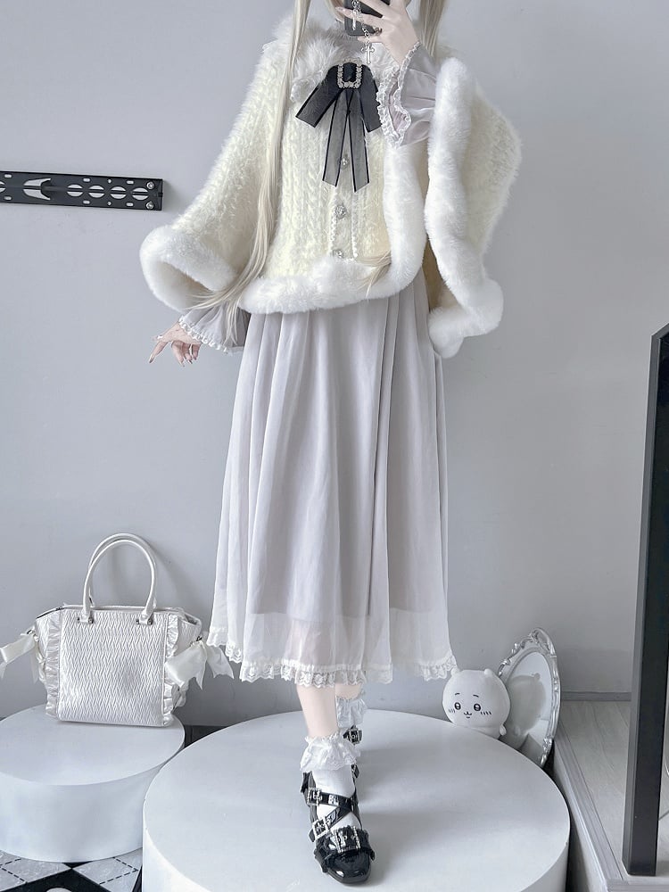 Jirai Kei Black/White Plush Trimming Knit Cape