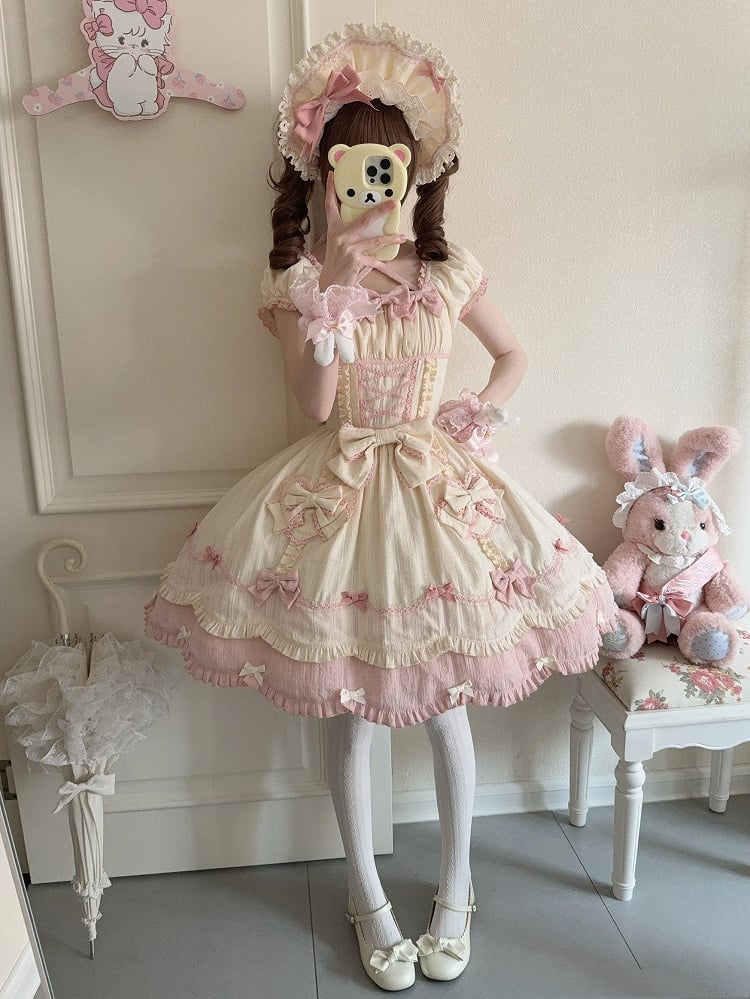 Gewellter Rand, Scool Lolita-Baumwolle, gelber Rock, Akzente, rosa Kleid und Schleife, alte Borte