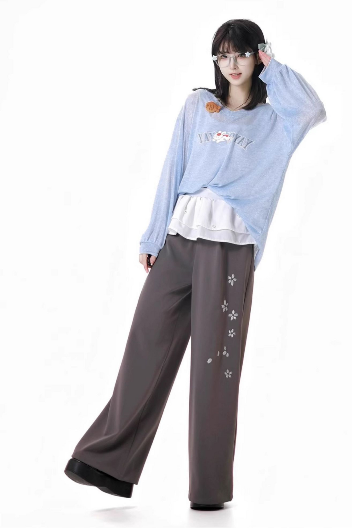 wide pants Loose light top +