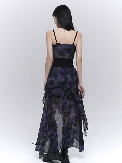 Robe camisole glamour à ourlet asymétrique et fleurs noires et violettes